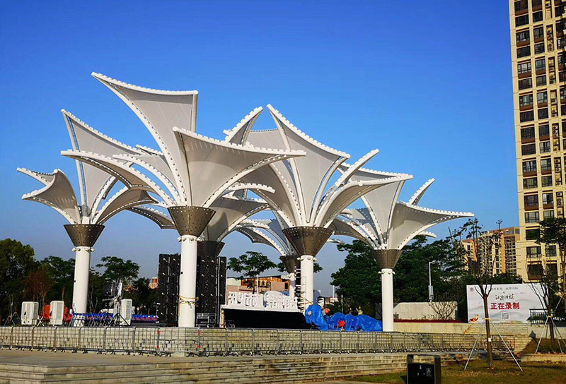 ptfe膜結(jié)構(gòu)工程有什么優(yōu)點？ptfe膜結(jié)構(gòu)工程單價怎么算的？