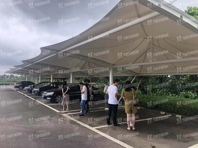 張拉膜車棚造價和哪些因素有關?降低張拉膜車棚造價的方法有哪些? 張拉膜車棚造價和哪些因素有關?降低張拉膜車棚造價的方法有哪些?