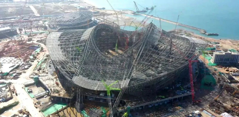 2023年亞洲杯易地舉辦，10座球場的建設工程怎么辦？