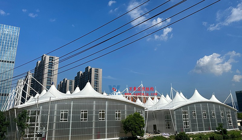 溫州惠民路西側綠地球場鋼膜結構工程