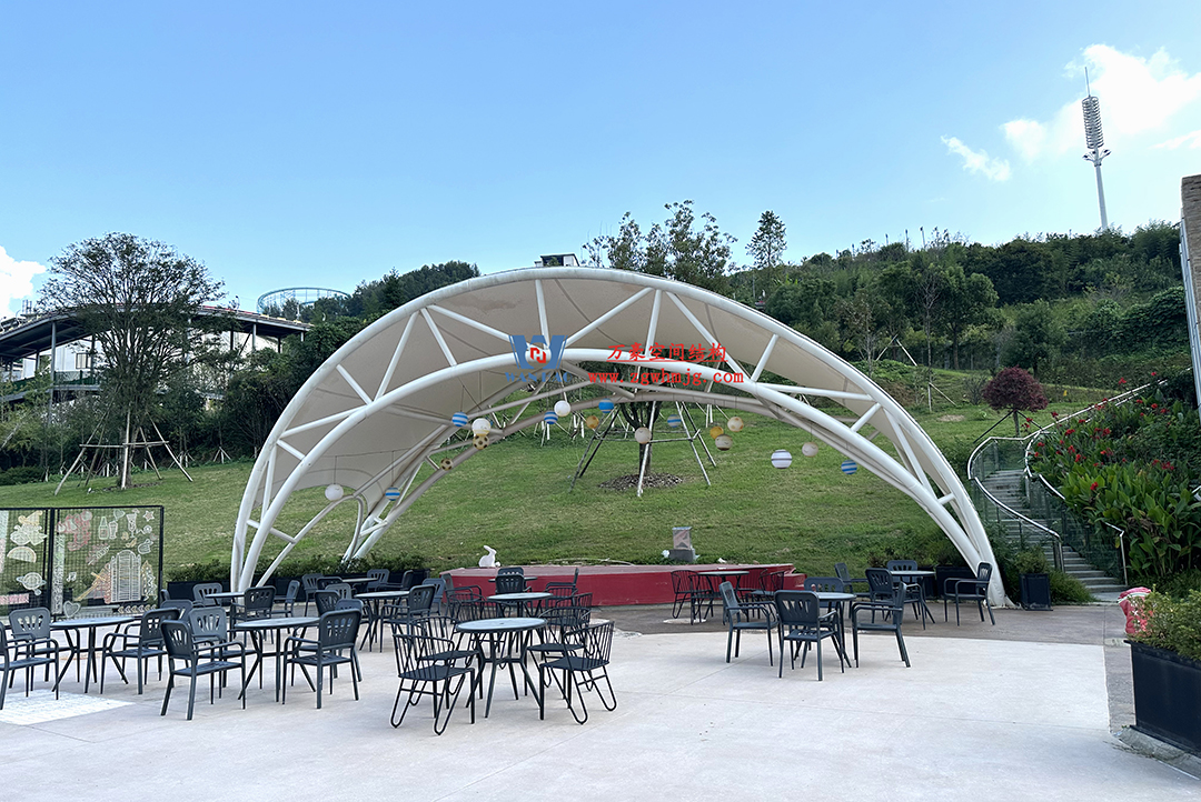 膜結構遮陽雨棚受歡迎的主要原因是什么? 膜結構遮陽雨棚受歡迎的主要原因是什么?