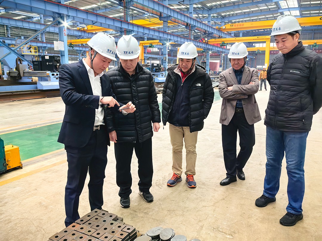 中國鋼結(jié)構(gòu)協(xié)會(huì)空間結(jié)構(gòu)分會(huì)領(lǐng)導(dǎo)專家一行蒞臨萬豪考察指導(dǎo)工作 中國鋼結(jié)構(gòu)協(xié)會(huì)空間結(jié)構(gòu)分會(huì)領(lǐng)導(dǎo)專家一行蒞臨萬豪考察指導(dǎo)工作