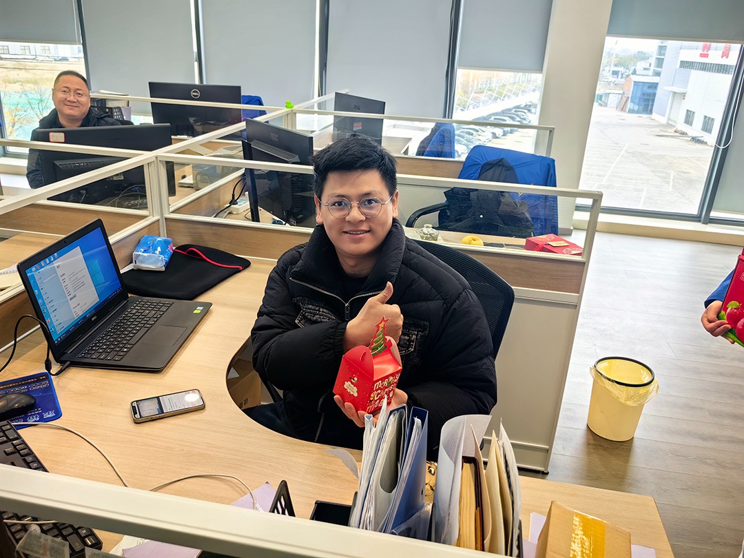 關愛員工，愛在萬豪|暖心平安夜，傳遞“蘋”安幸福