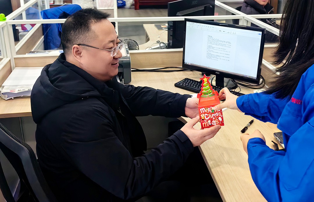 關愛員工，愛在萬豪|暖心平安夜，傳遞“蘋”安幸福