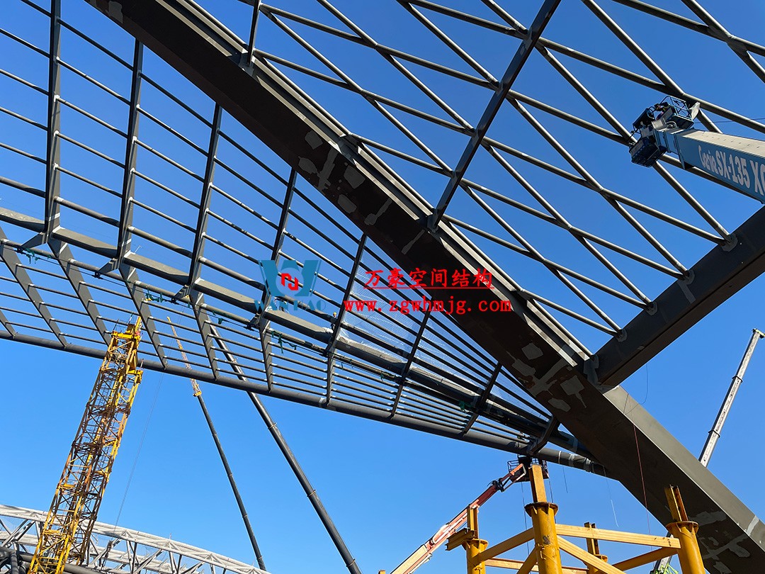 鄭州中原高鐵港數字展貿城鋼結構項目