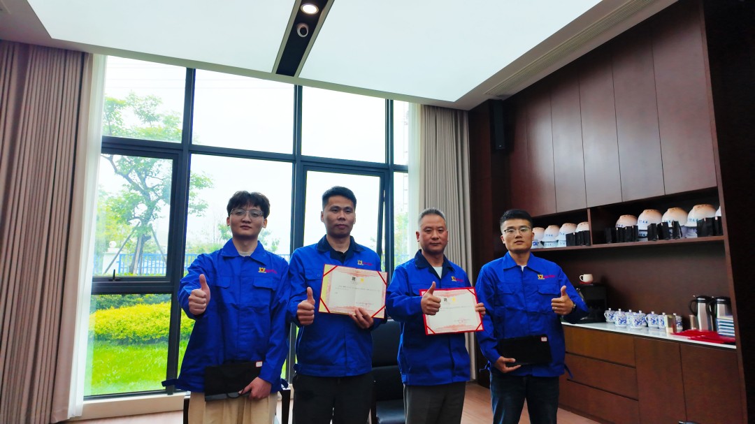 浙江萬豪空間結構集團有限公司隆重舉行“匠心傳承·共筑未來”師徒大會！