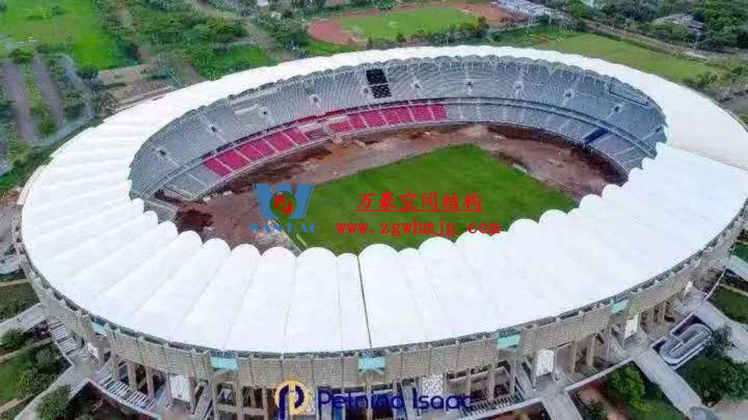 膜結構體育場屋面安裝全解析：從技術要點到經典案例