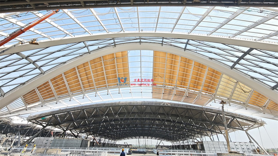 千帆競發(fā)勢如虹|中原國際會展中心膜結(jié)構(gòu)天幕攻堅(jiān)實(shí)錄,擎起中原會展新地標(biāo)! 千帆競發(fā)勢如虹|中原國際會展中心膜結(jié)構(gòu)天幕攻堅(jiān)實(shí)錄,擎起中原會展新地標(biāo)!