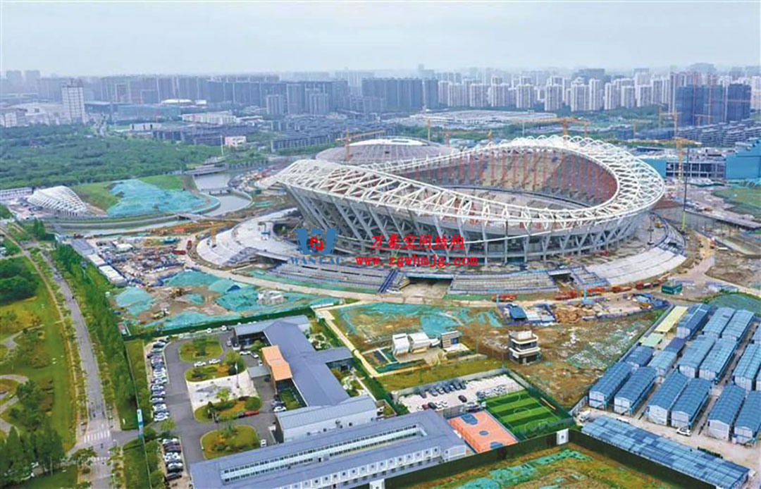 無錫奧體中心體育場ETFE膜首吊成功，太湖畔將閃耀“生態之光”