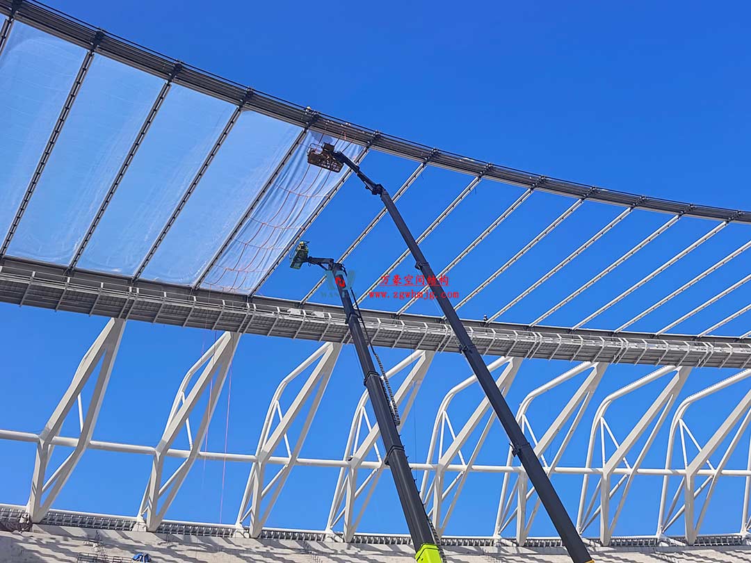 太湖之畔，華燈初上|無(wú)錫奧體中心施工加速