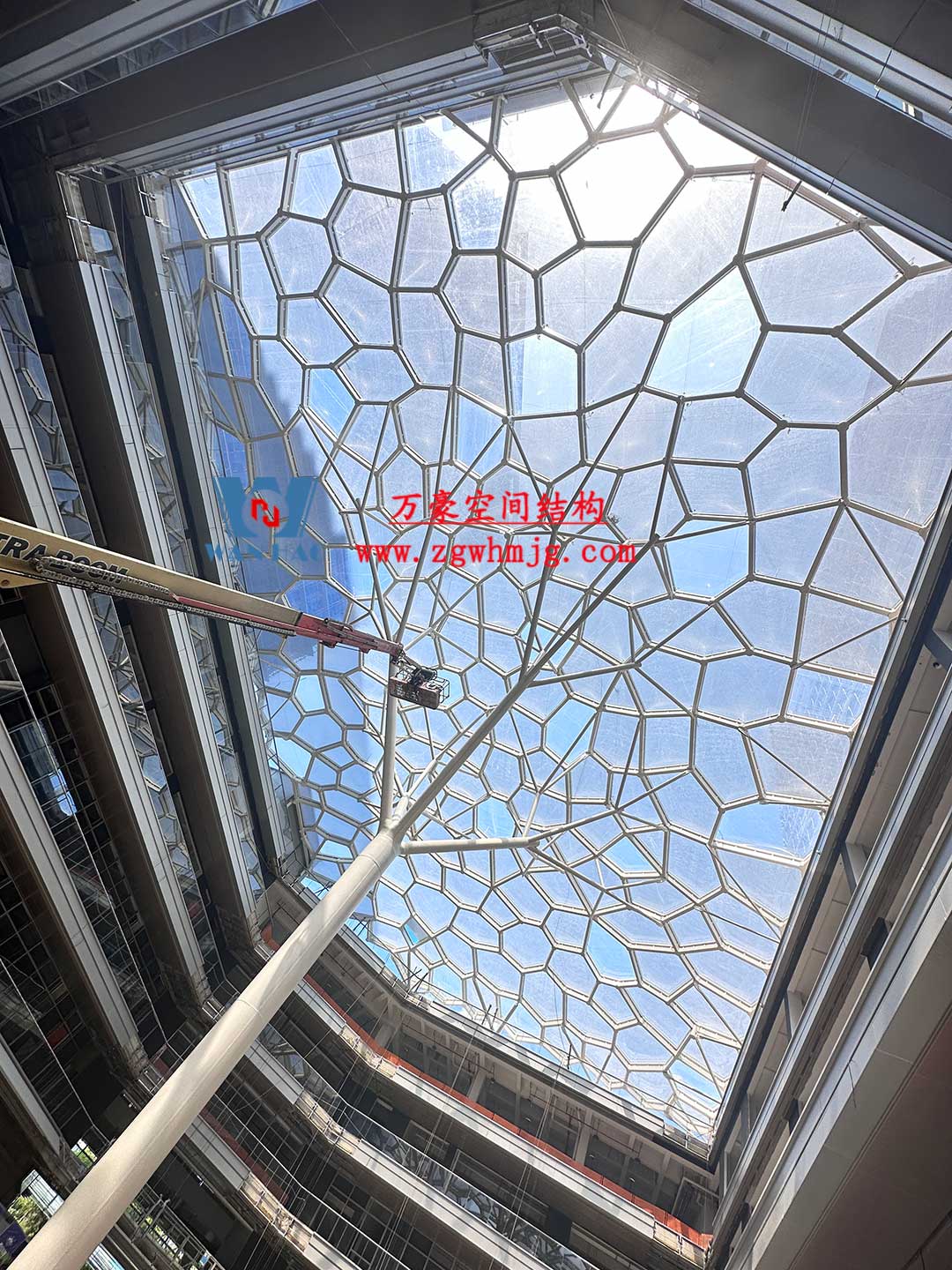 安吉縣昌碩小區地塊房產開發項目鋼結構天幕工程