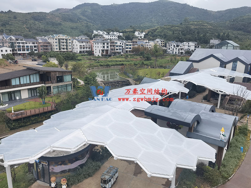 ETFE膜結(jié)構(gòu)建筑有哪些優(yōu)勢(shì)？ETFE膜結(jié)構(gòu)材料對(duì)比其他材料有哪些優(yōu)點(diǎn)？