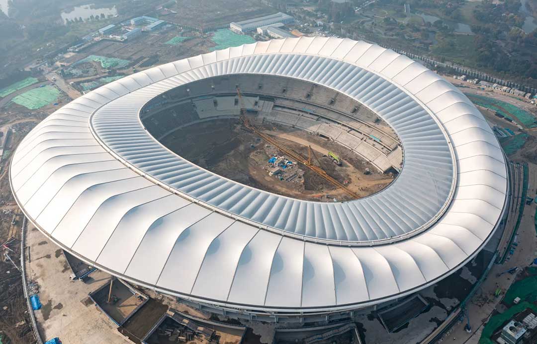 【無錫奧體中心】“羽翼”全舒展，水色天光下的白鷺“振翅高飛”